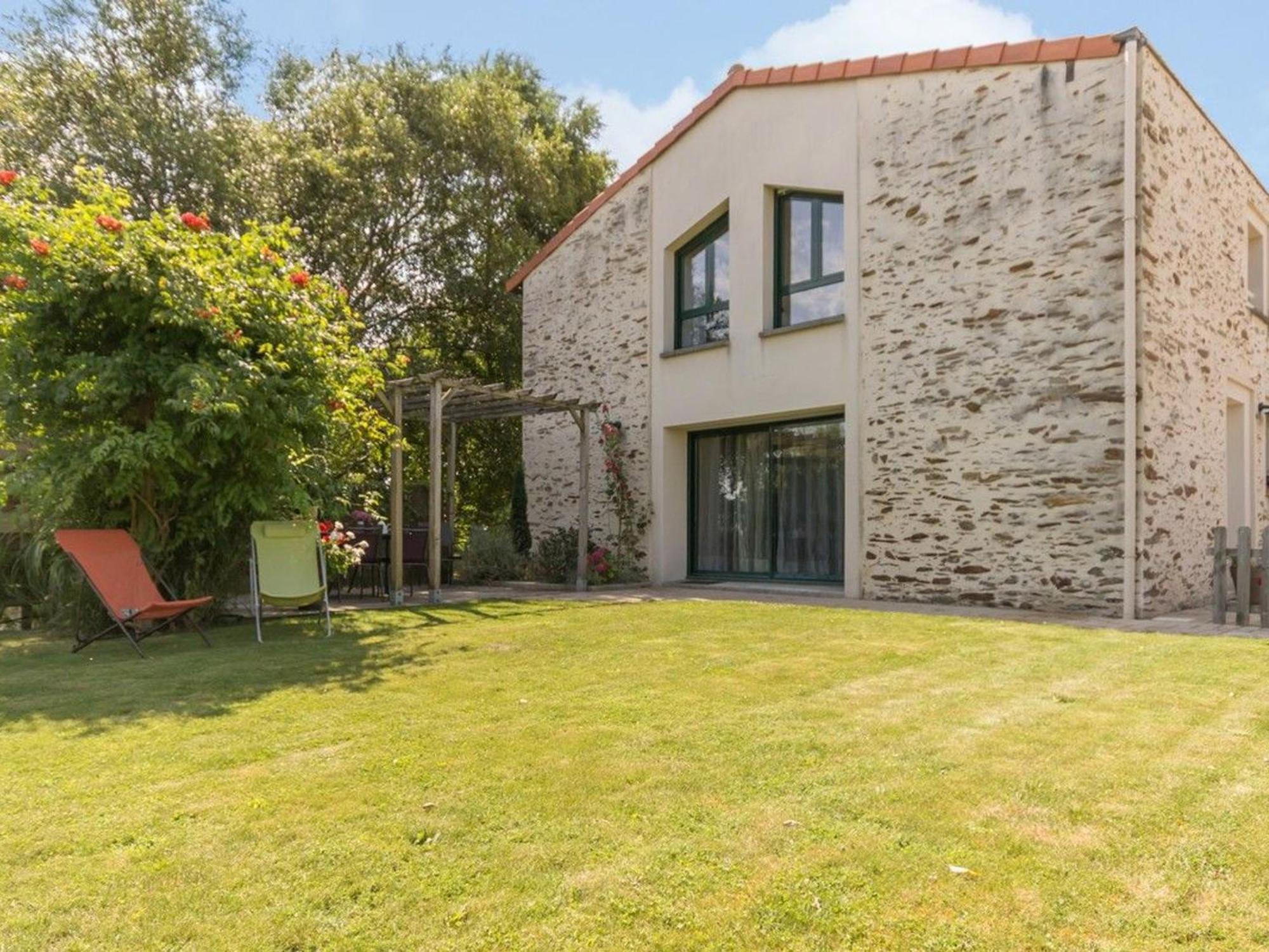 Charmante Maison Renovee A 300M De La Loire Avec Jardin, Terrasse, Wifi Et Equipements Bebe - Fr-1-306-815 Saint-Julien-de-Concelles Zewnętrze zdjęcie